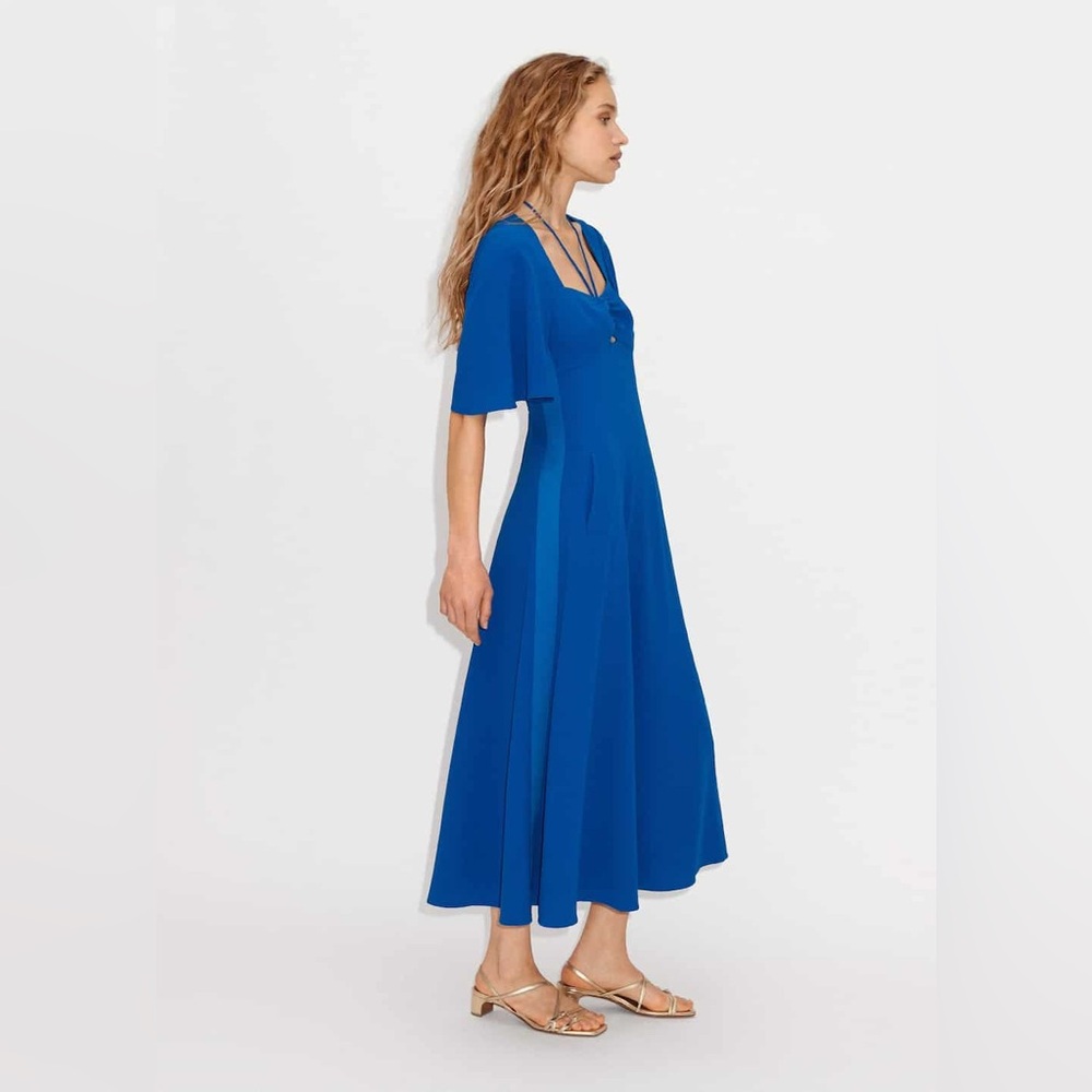 Elegant Blue Maxi Dress